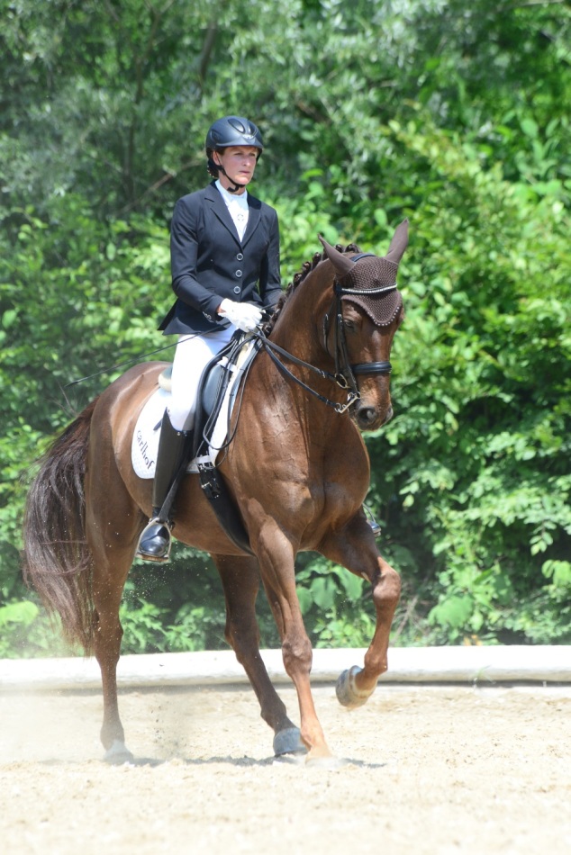 Hella Buhan mit Roger C - CDN Kronberghof 2015